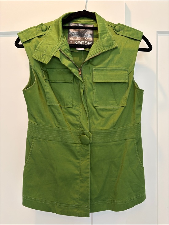 Kensie Jackets & Blazers - Kensie Bright Olive Green Sleeveless Utility Vest size small
